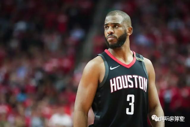 利字合砍63分三球空砍50分 雄鹿险胜黄蜂4连胜